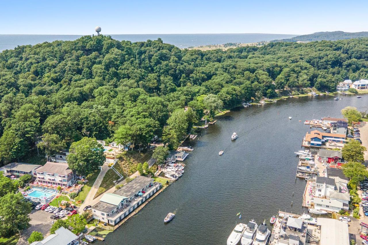 Waterside Suites Saugatuck Zimmer foto