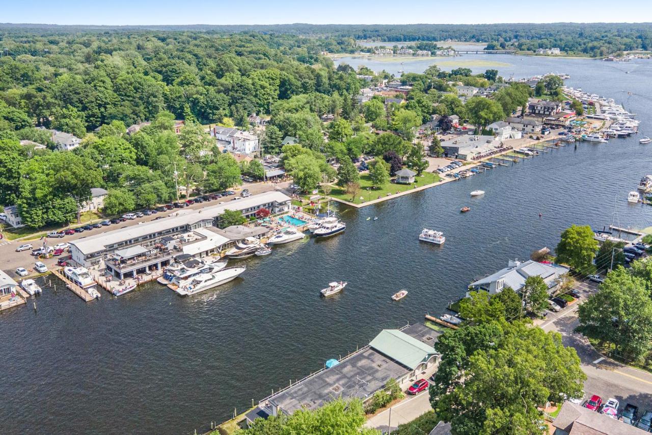 Waterside Suites Saugatuck Zimmer foto